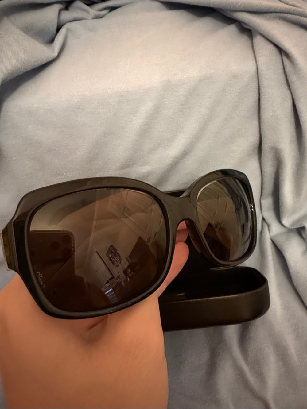 Coach Sunglasses - Picture 3 of 4